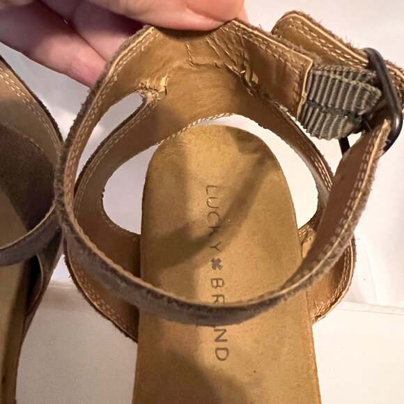 Lucky Brand Wedge 2 1/2" Heels-Suede Ankle Strap Buckle-Taupe/Tan-Size 8 1/2 - Picture 12 of 14